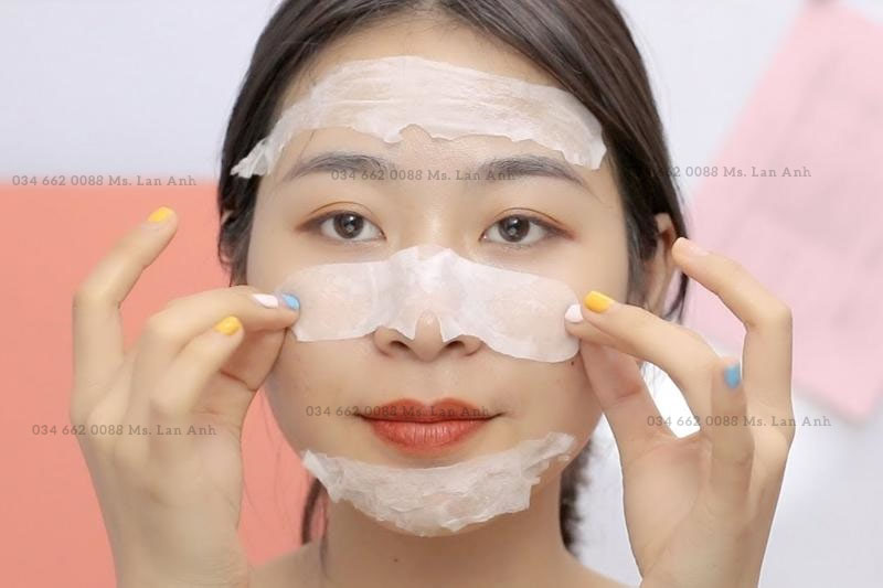 5 Cách Lột Mụn Đầu Đen Tại Nhà Hiệu Qủa Dùng miếng lột mụn mỗi tuần một lần sẽ giúp "đánh bay" mụn đầu đen