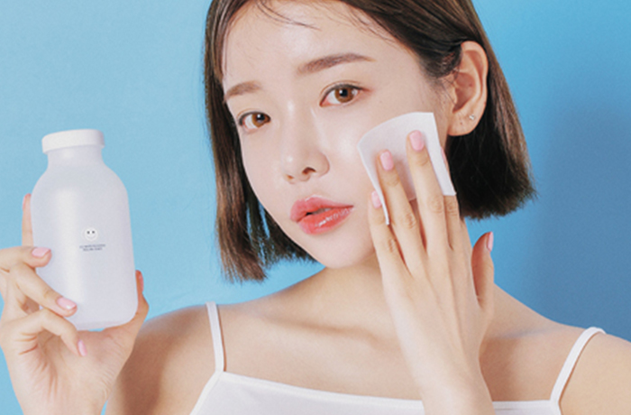 Tại sao phải tẩy trang và làm sạch da mặt của bạn? Tại sao phải tẩy trang và làm sạch da mặt của bạn?