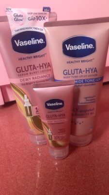 Top 4 Sữa Dưỡng Thể Trắng Da giúp trắng nhanh an toàn hiệu quả Sữa Dưỡng Thể Trắng Da Vaseline Body Tone-Up 300ML